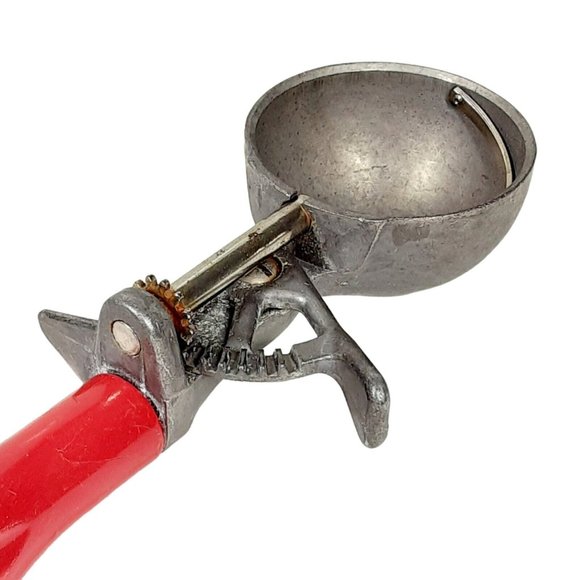 Scoop Master Red Ice Cream Scoop Batter Scoop with Plastic Handle Spring Ejector - Picture 14 of 16